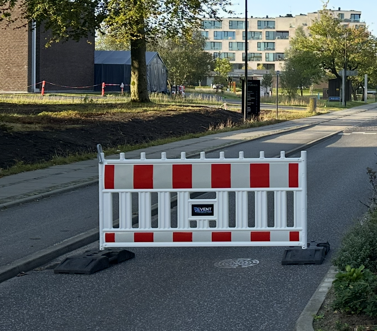 Skilt: O45 Spærrebomme - 2x1M